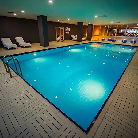 Akman Tzob Hotell 4*