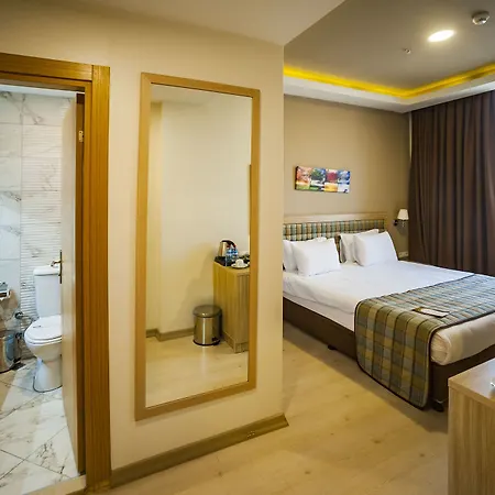 Akman Tzob Hotell 4*