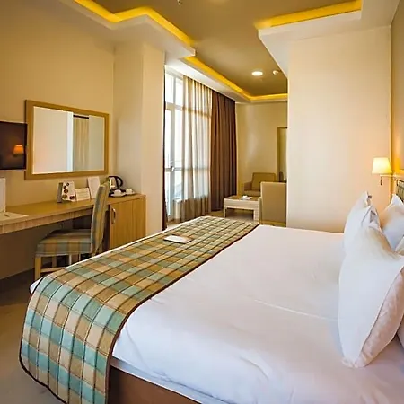 Akman Tzob Hotel