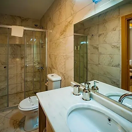 Hotel Akman Tzob Bitik