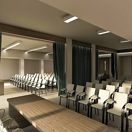 Akman Tzob Hotel 4*