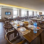 فندق Akman Tzob 4*